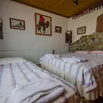 Agora Gazde/Camere de închiriat