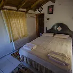 Gazde/Camere de închiriat Agora *