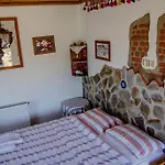 Agora *