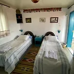 Agora Gazde/Camere de închiriat